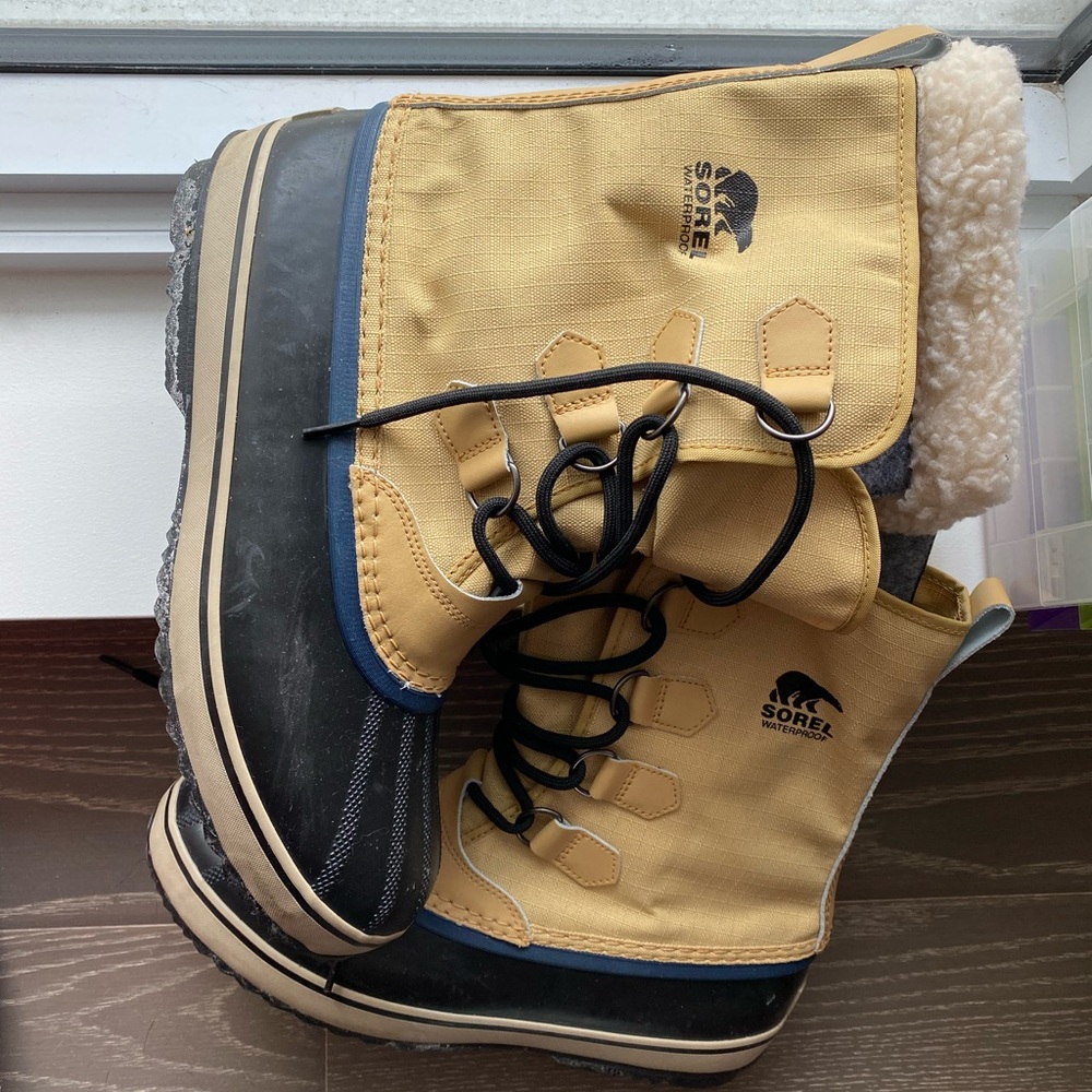 Men’s Sorel winter boots